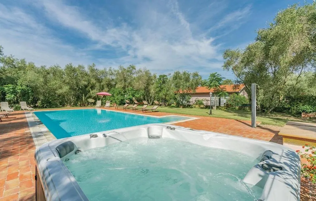 Agriturismo Il Riccio Forni di Gavorrano 0*,
